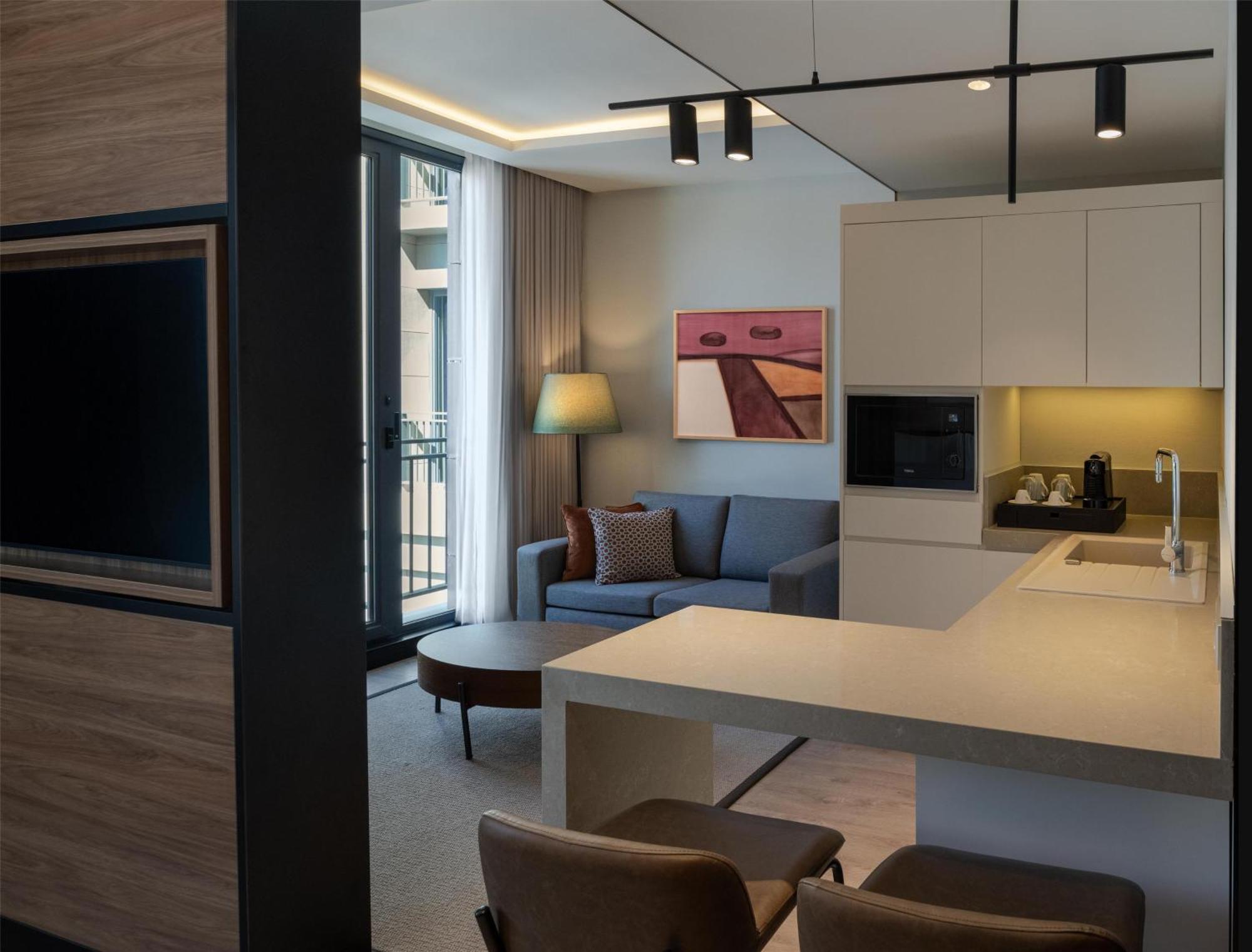 Altunizade Istanbul, Curio Collection By Hilton Istanbul