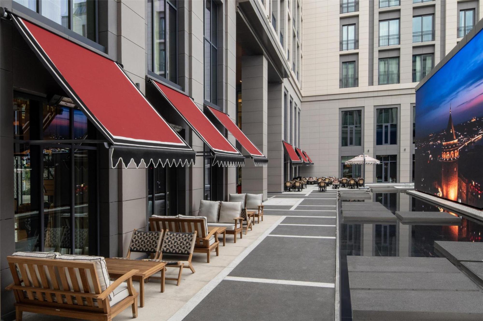 Hotel Altunizade Istanbul, Curio Collection By Hilton 4*