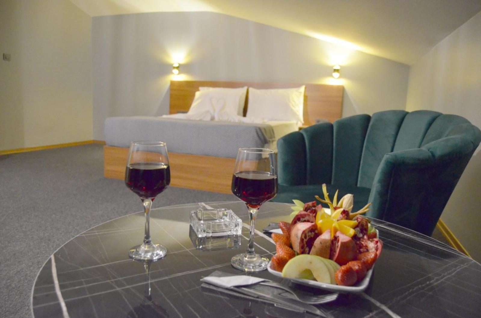 Aparthotel Rosse *