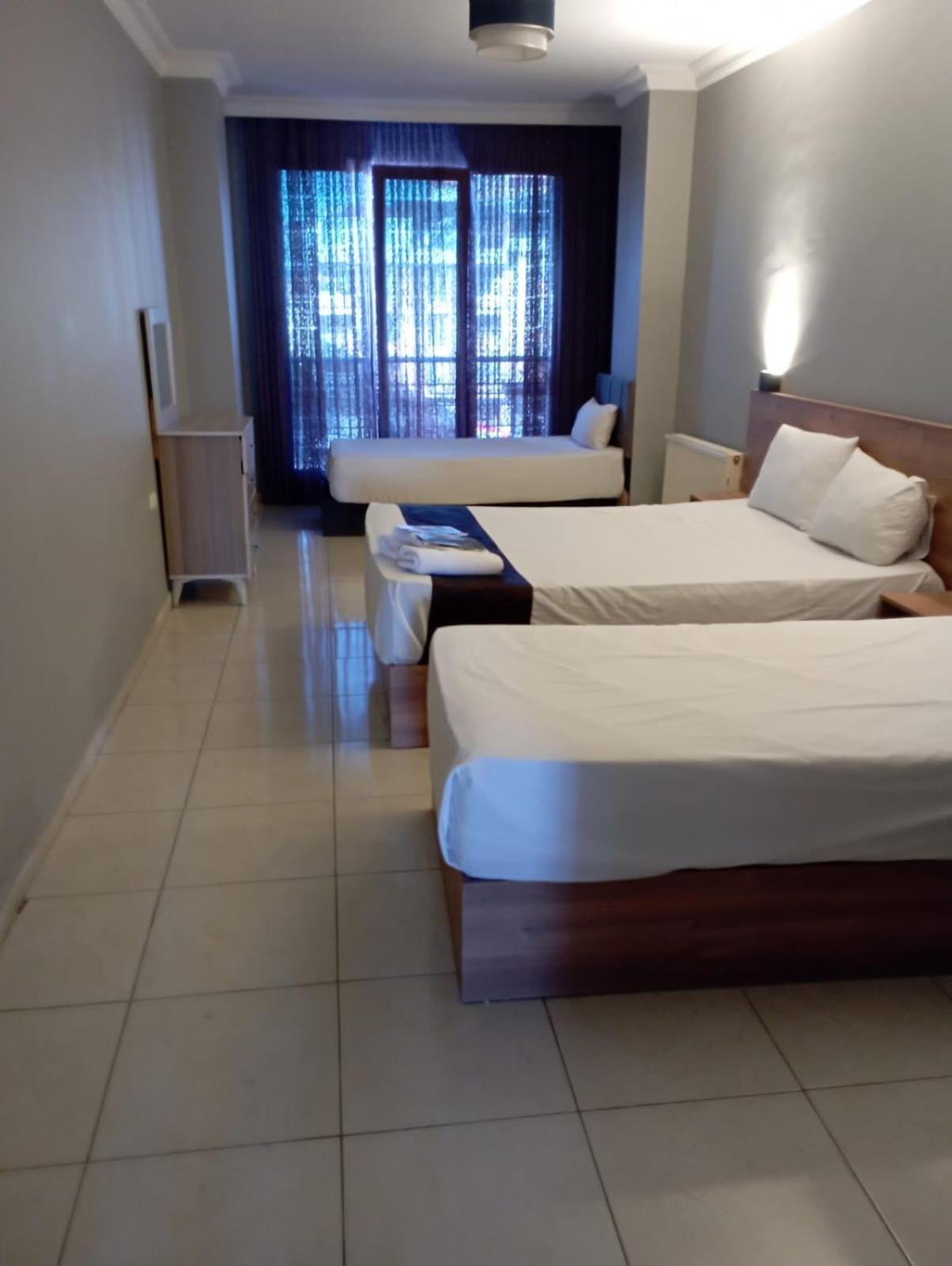 Aparthotel Rosse *