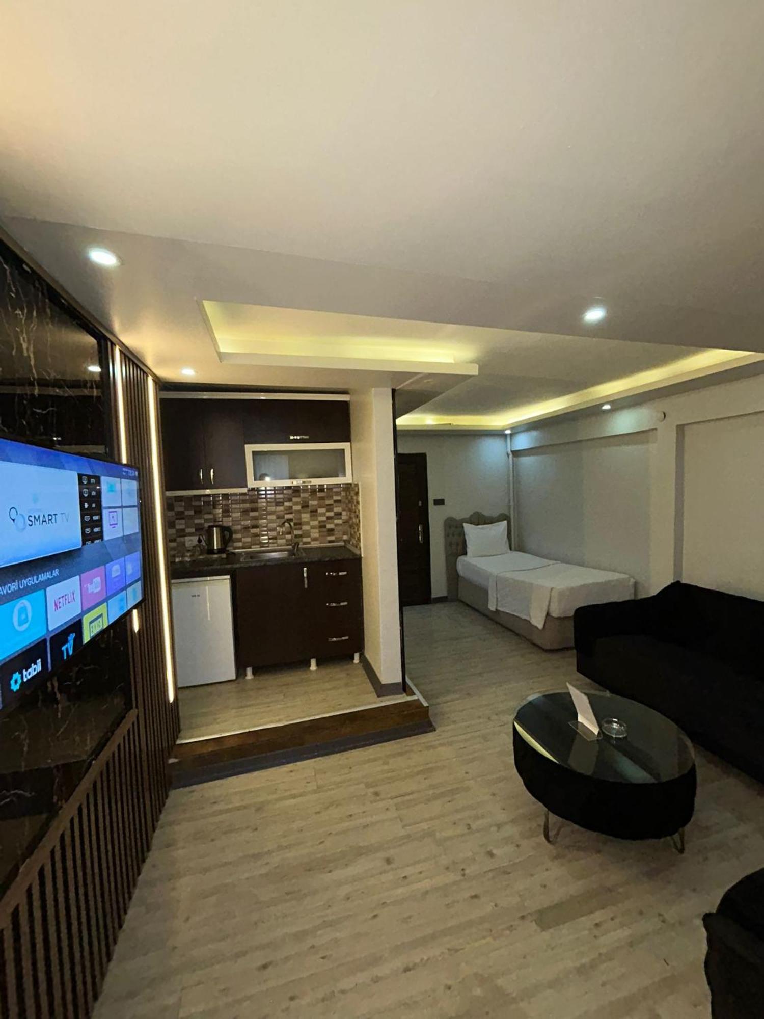 Aparthotel Sara Suit