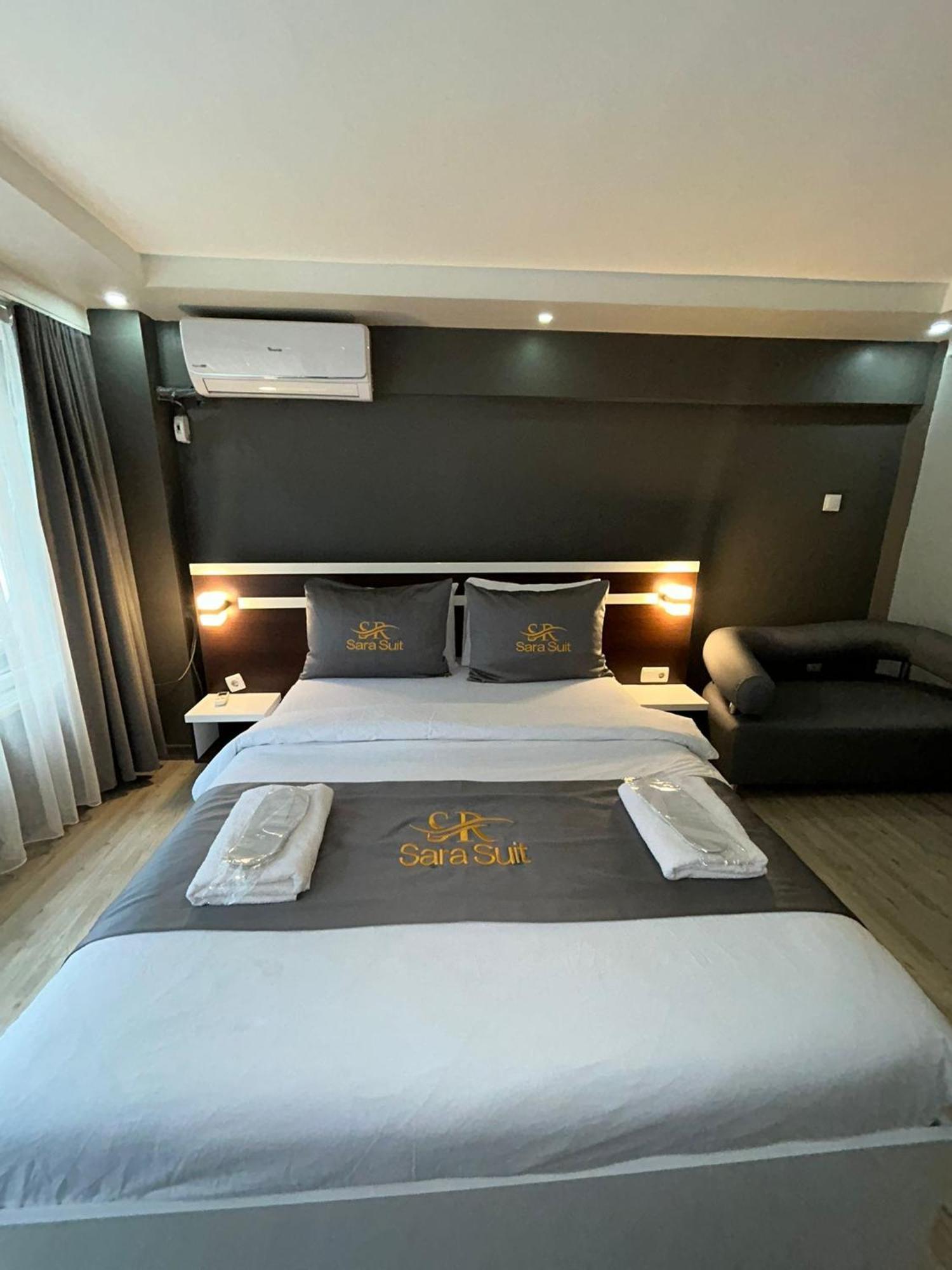 Sara Suit Aparthotel