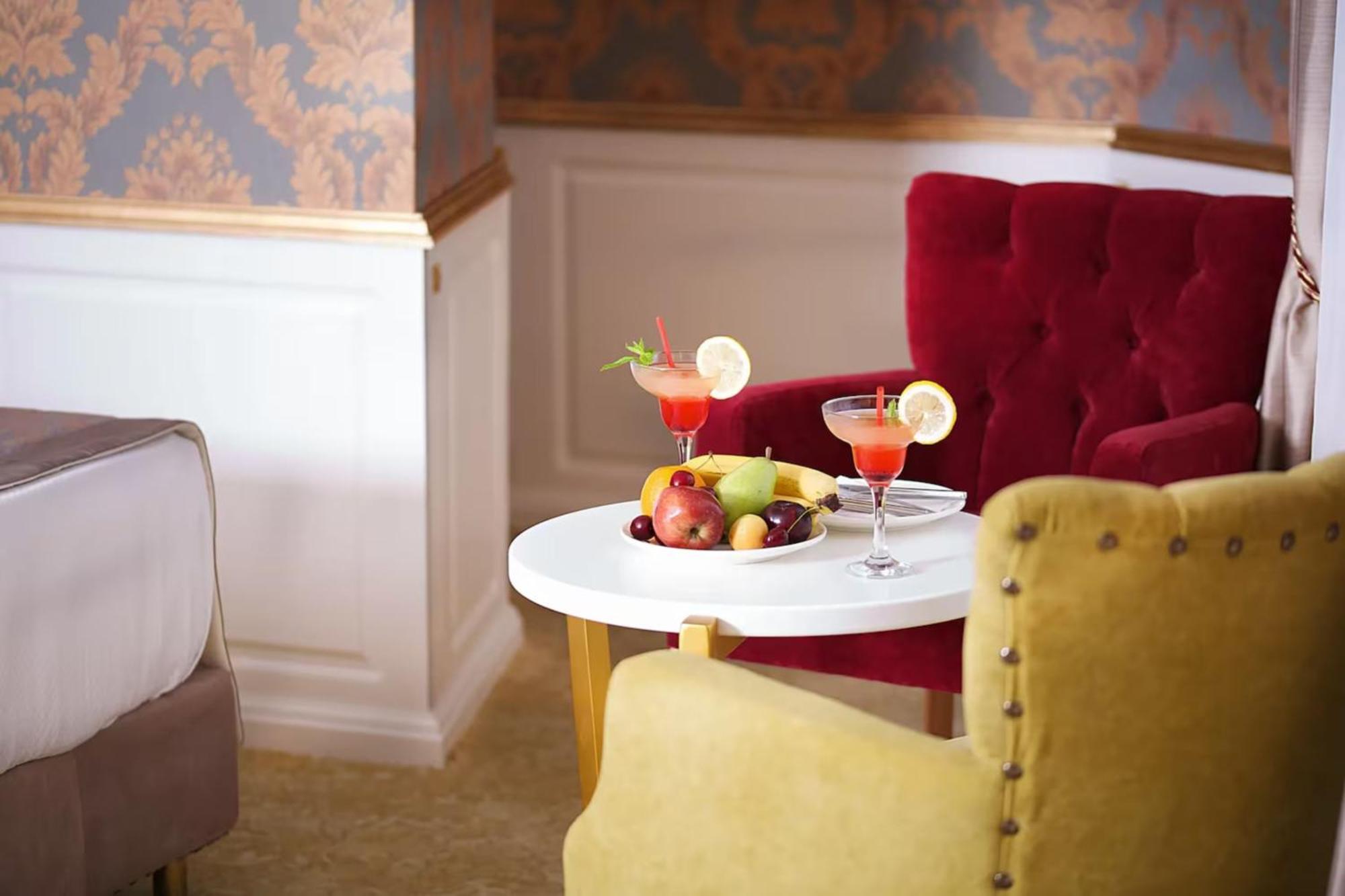 Hotel Emirhan Palace