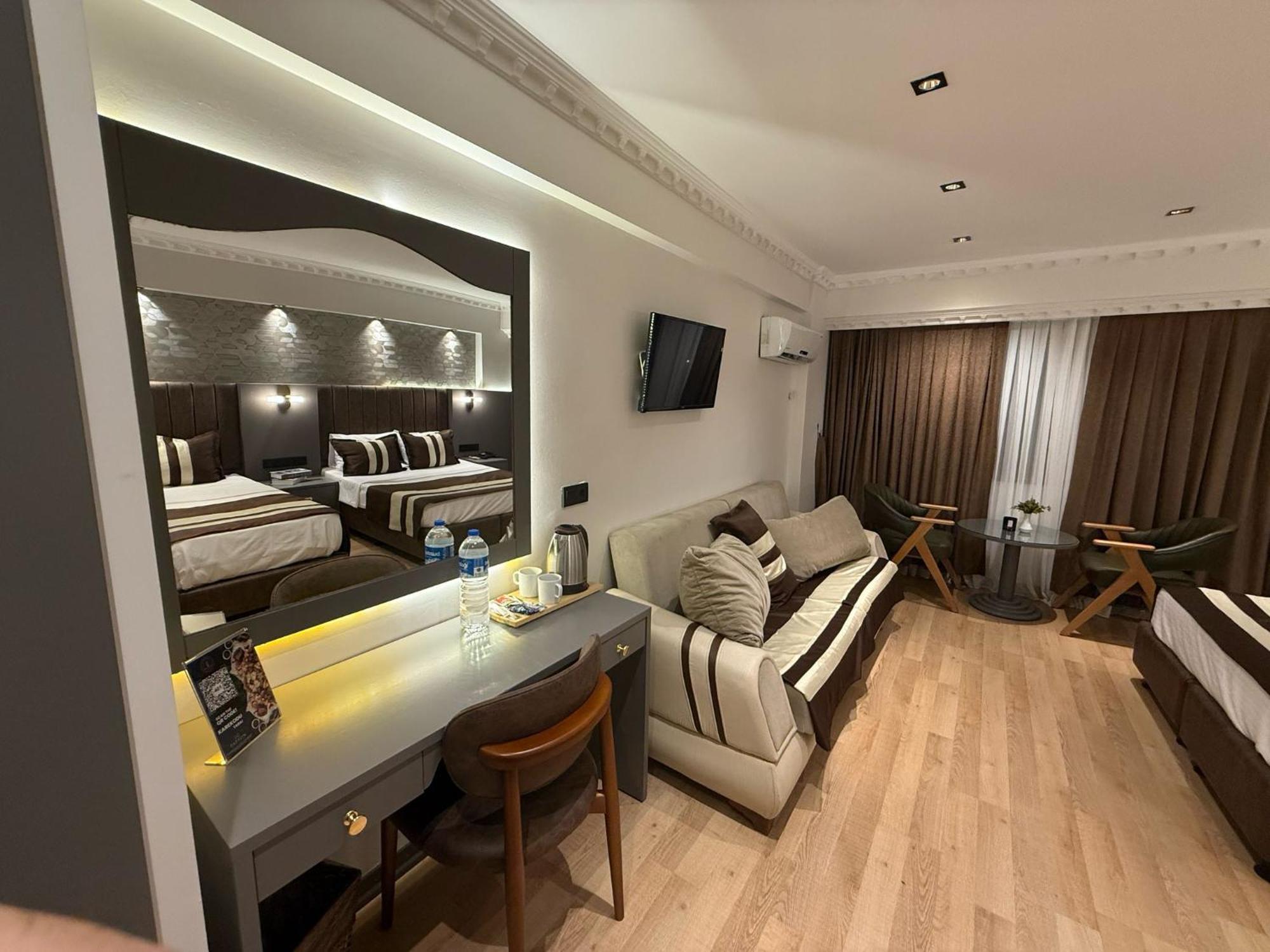 Blue Taksim Hotel 3*