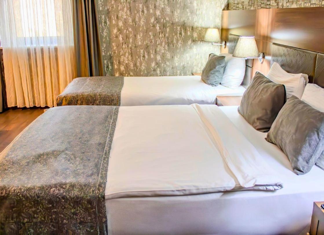 Ma Hotel