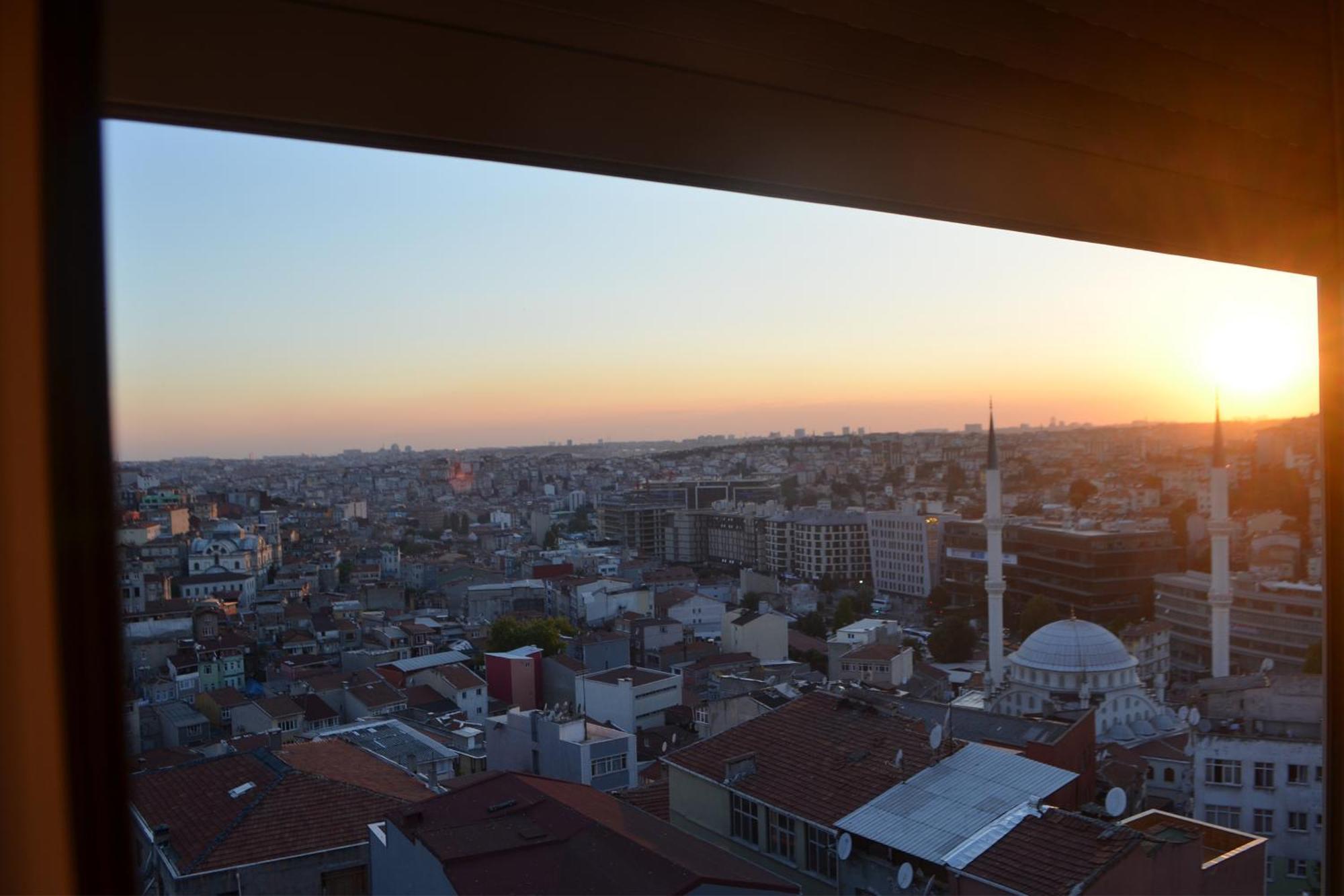 Taksim Roya -center Of The *
