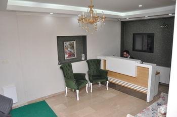 Hotel Monarch