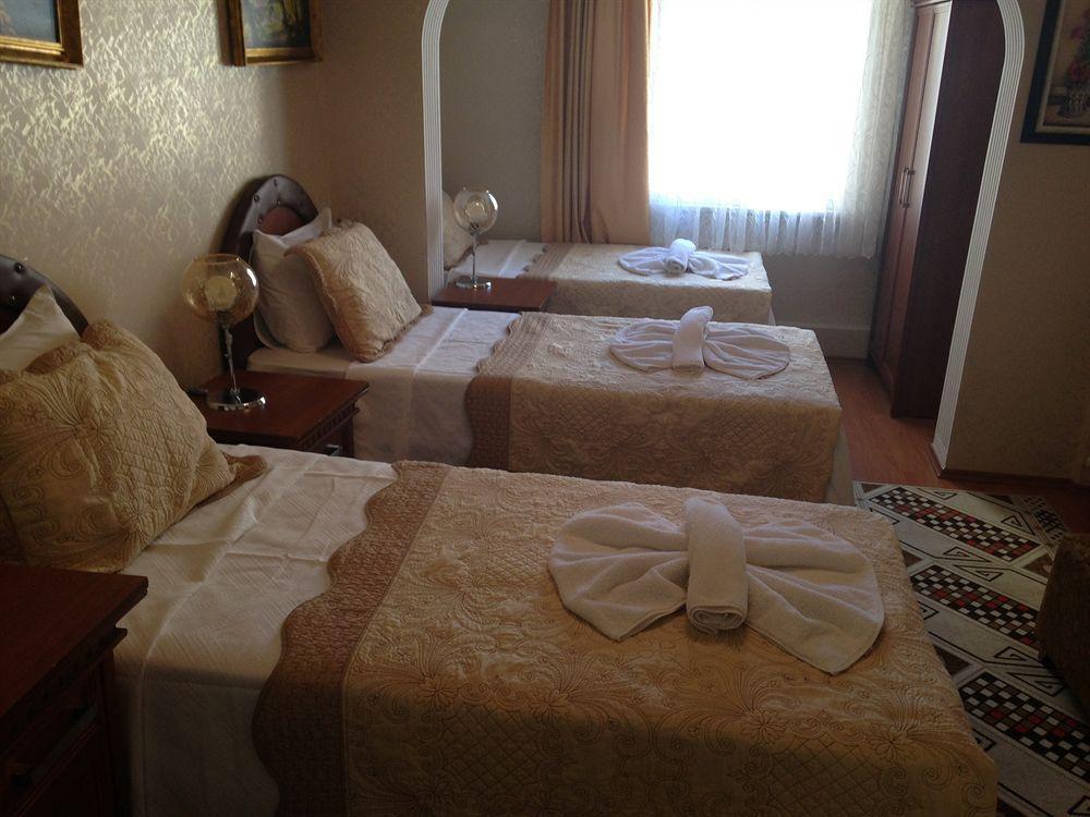 Big Apple Hostel