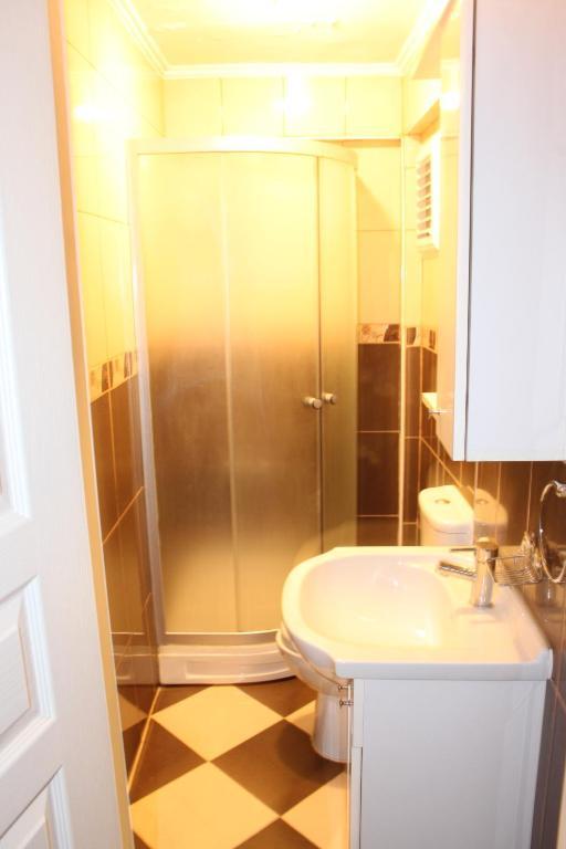 Roncalli Apartment