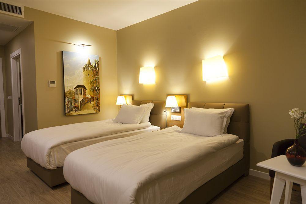 Grand Plaza 3*