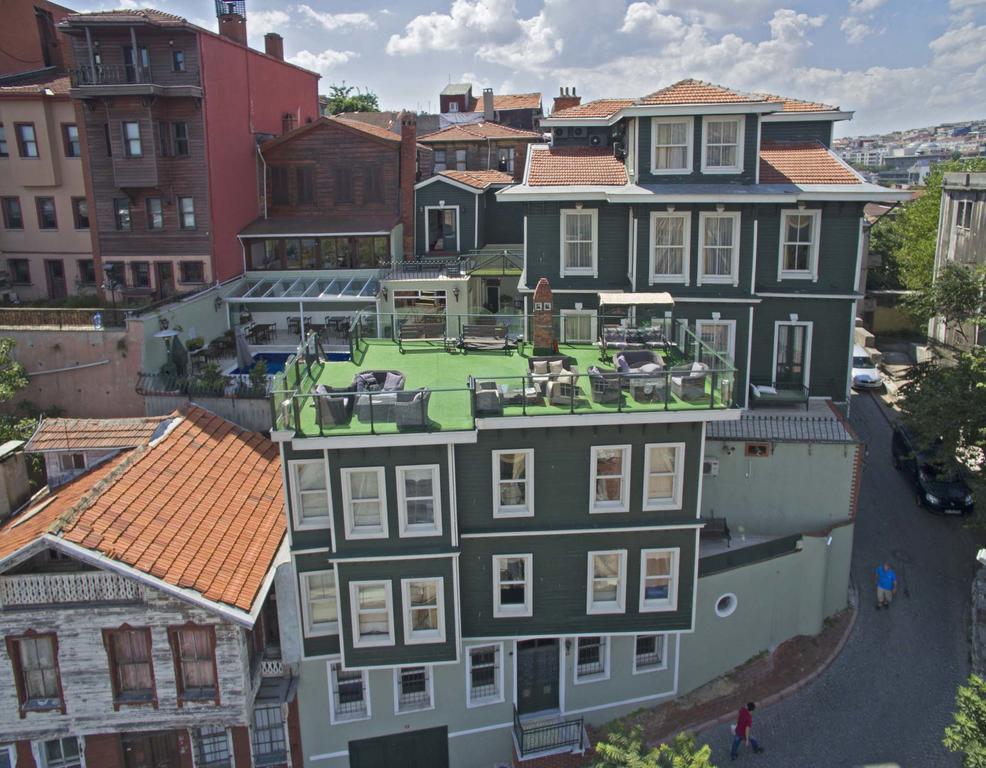Hhk Otel 4*