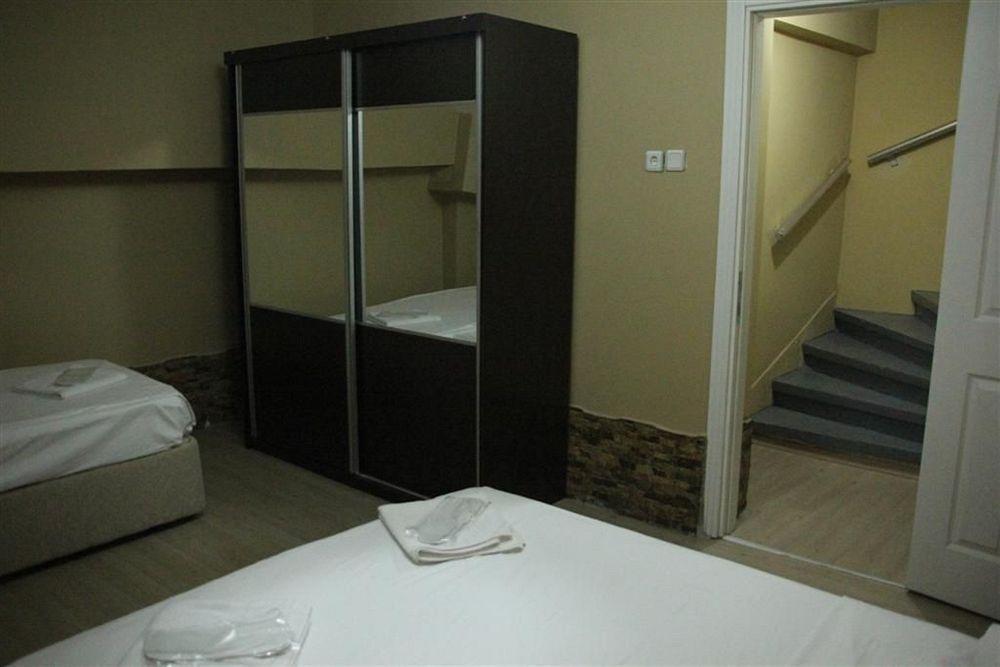 Aparthotel A'la House