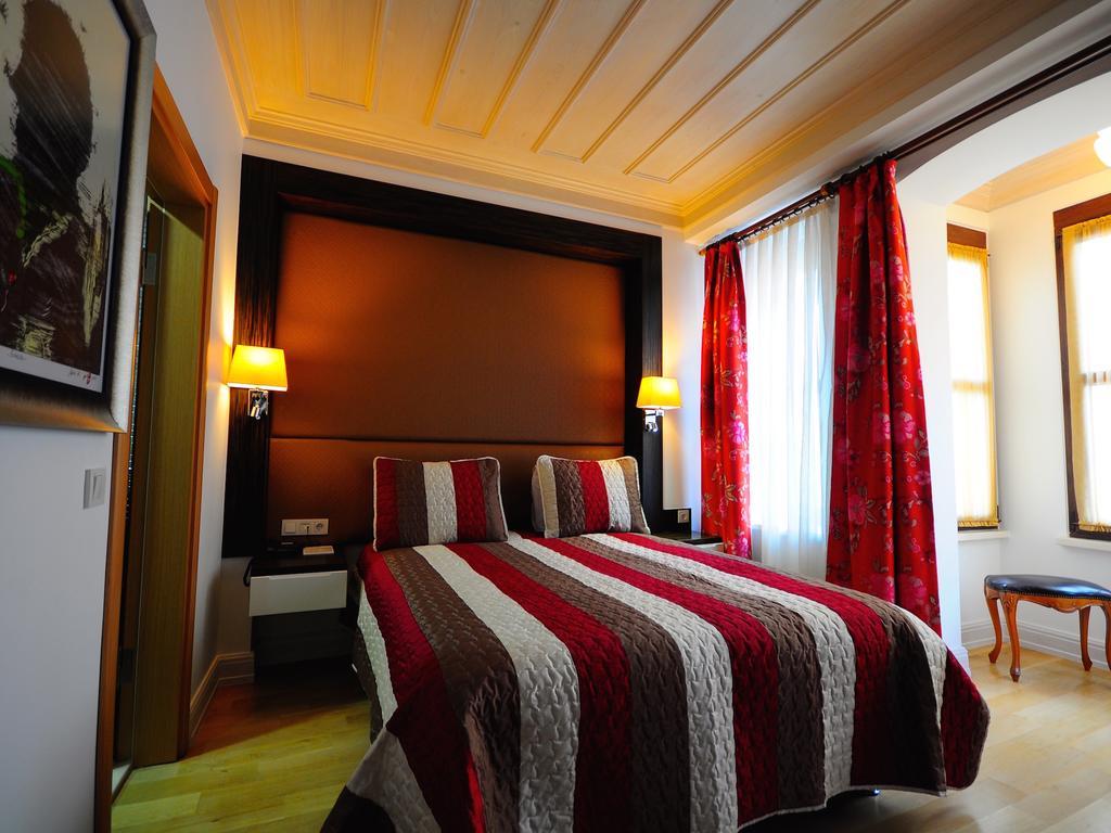 Ottopera (adults Only) 3*