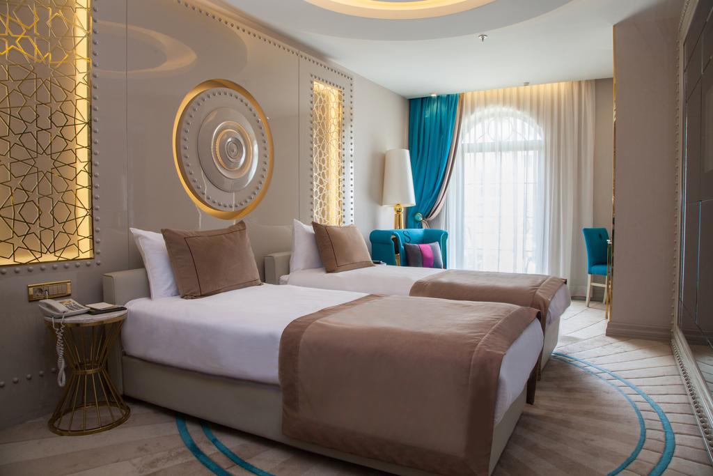 Sura Design & Hotel