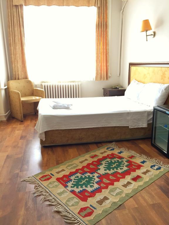 Aparthotel Atlantis 2*