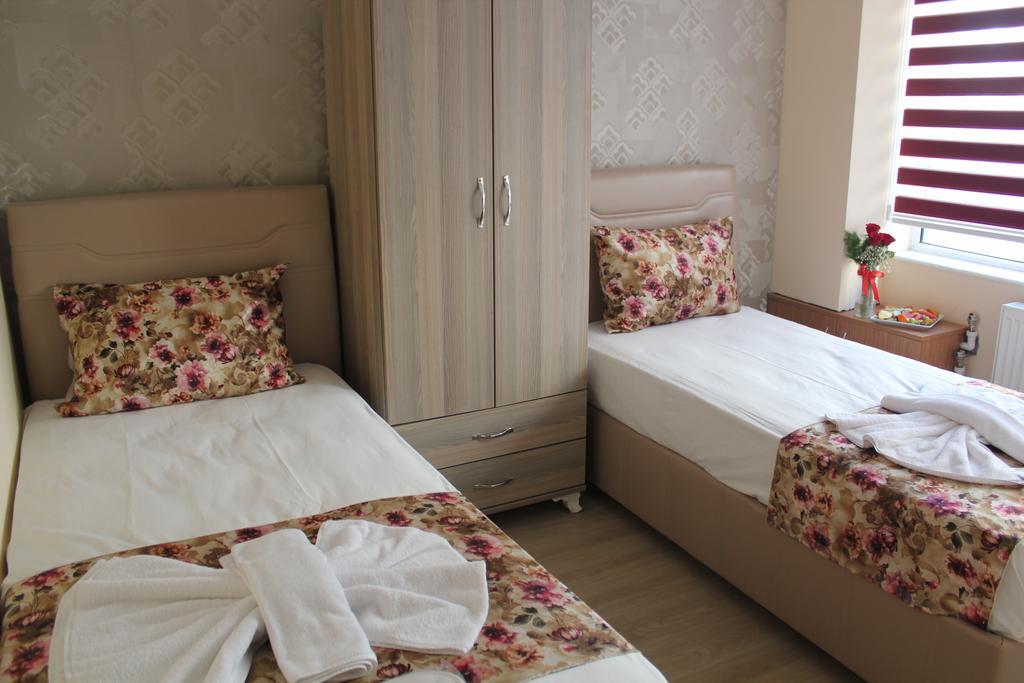 Hotel Goeruer