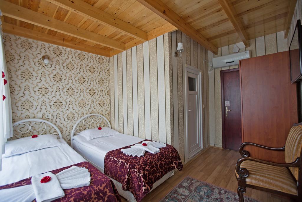 Sirkeci Emek Hotel 2*