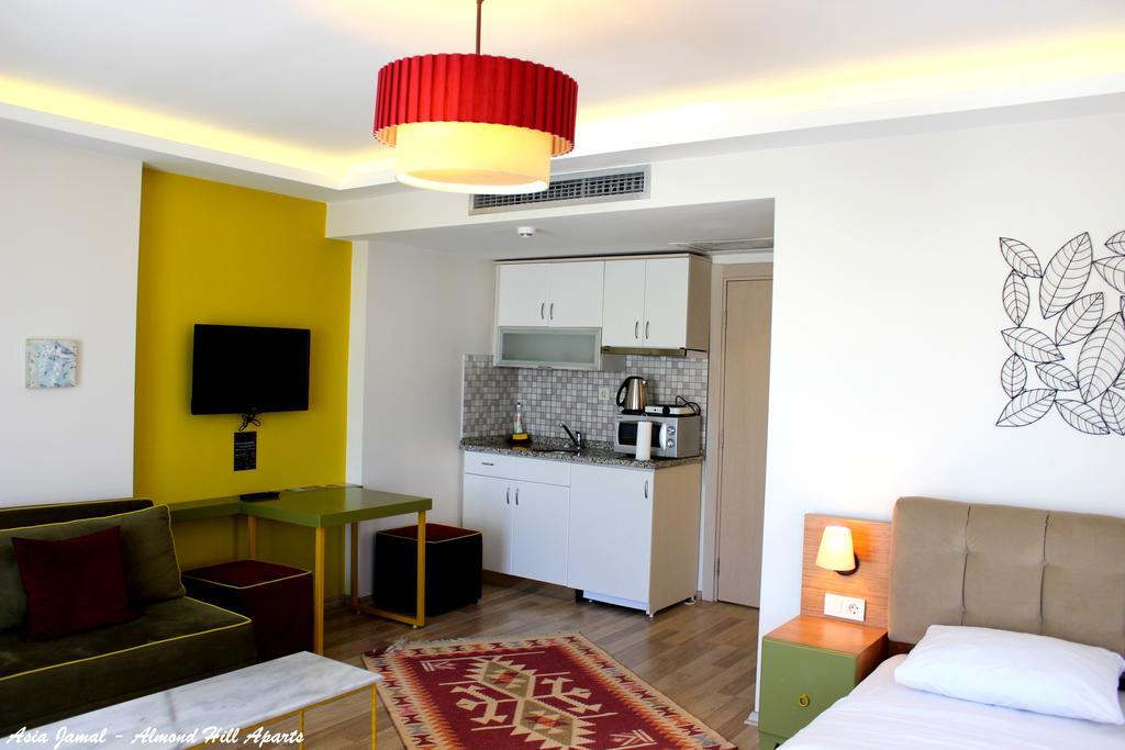 Almond Hill Aparthotel