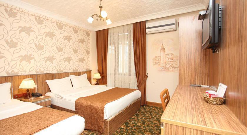 Town Hotel