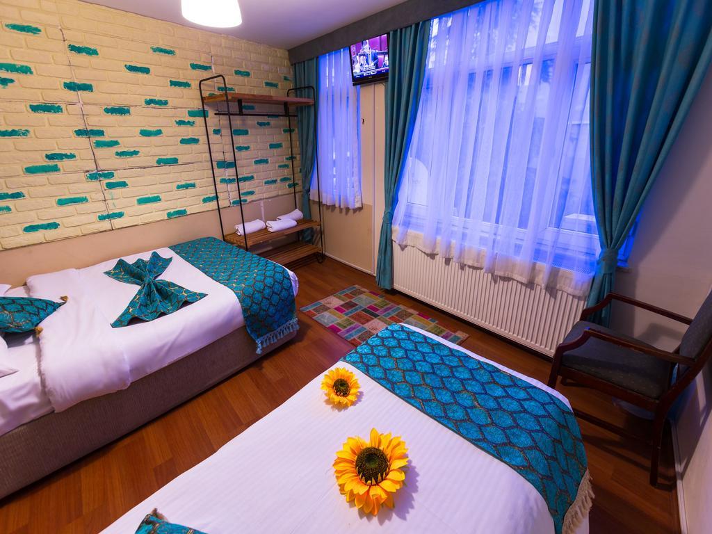 Aparthotel A'la House 3*