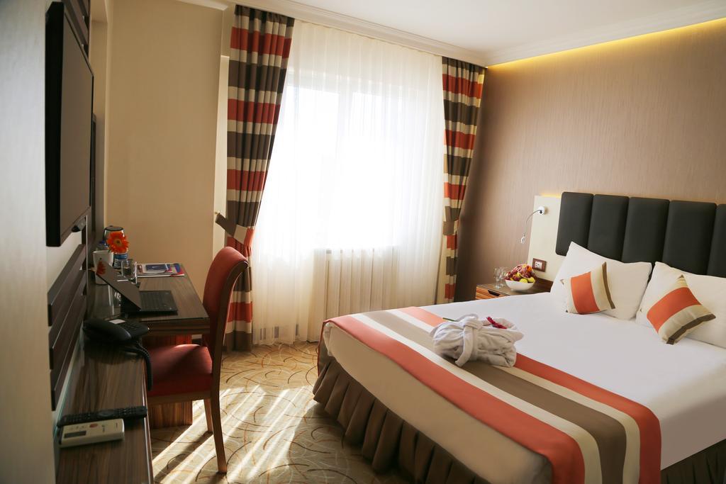 Fimka Hotel 2*