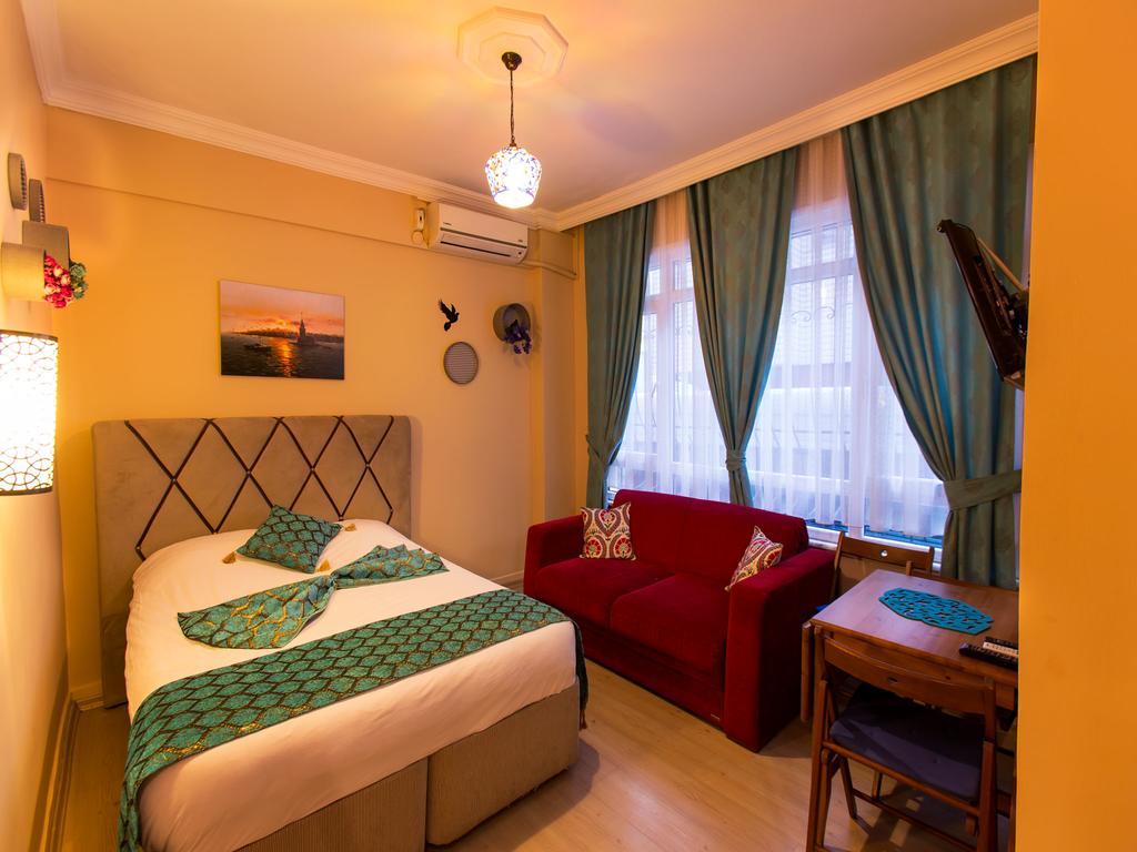 A'la House Aparthotel 3*