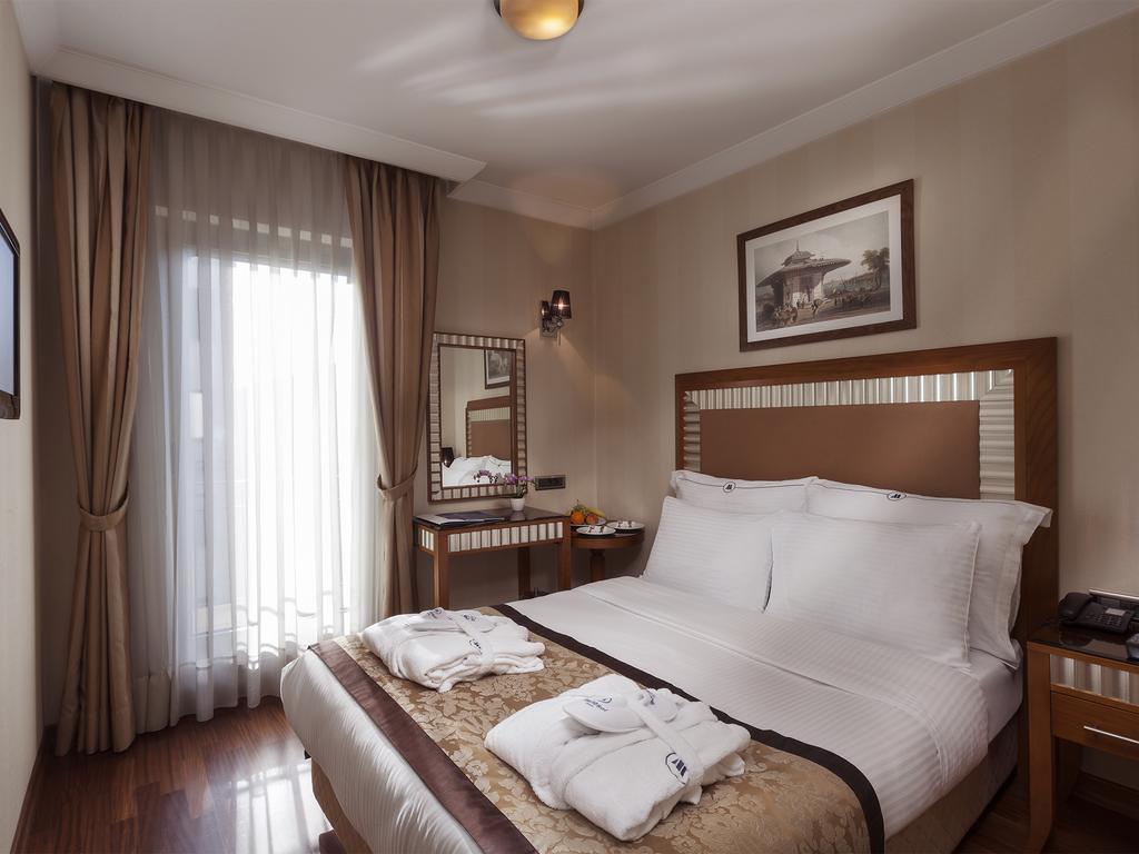 Nova Plaza Park Hotel 4*