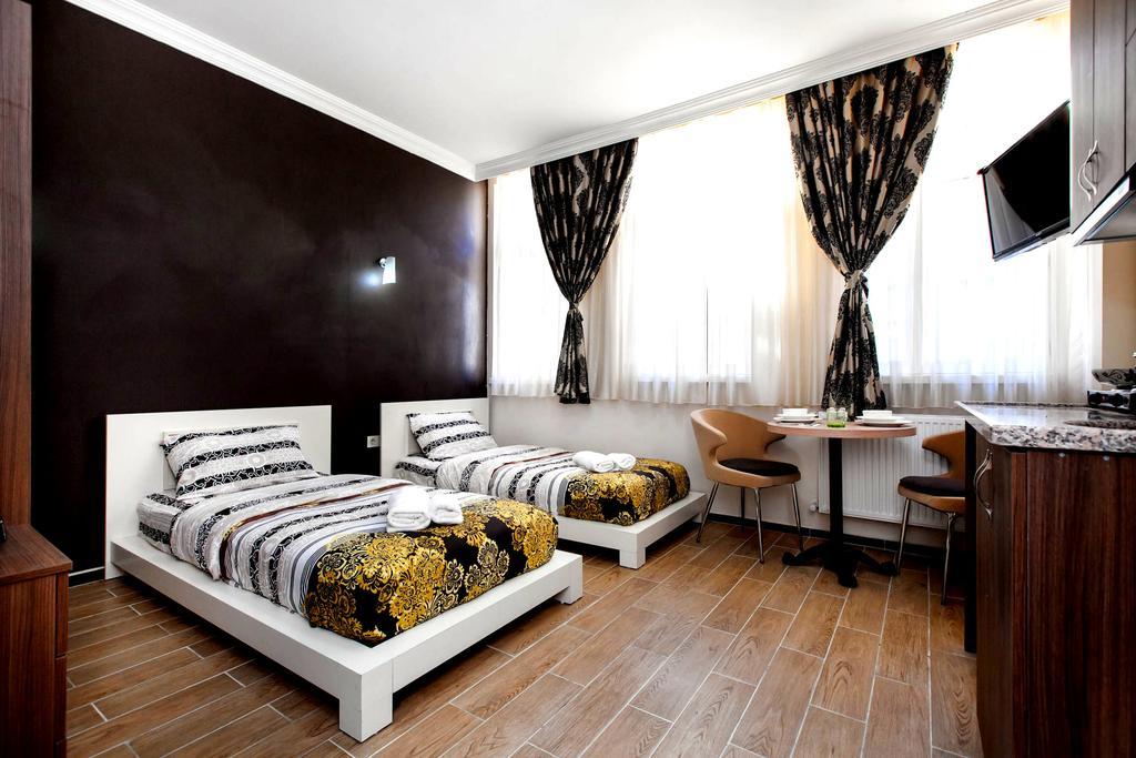 My Redriver Aparthotel 2*