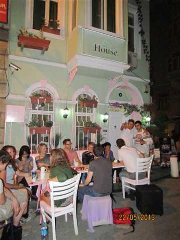 Taksim House *