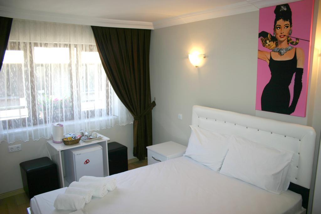 Deniz Aparthotel 3*