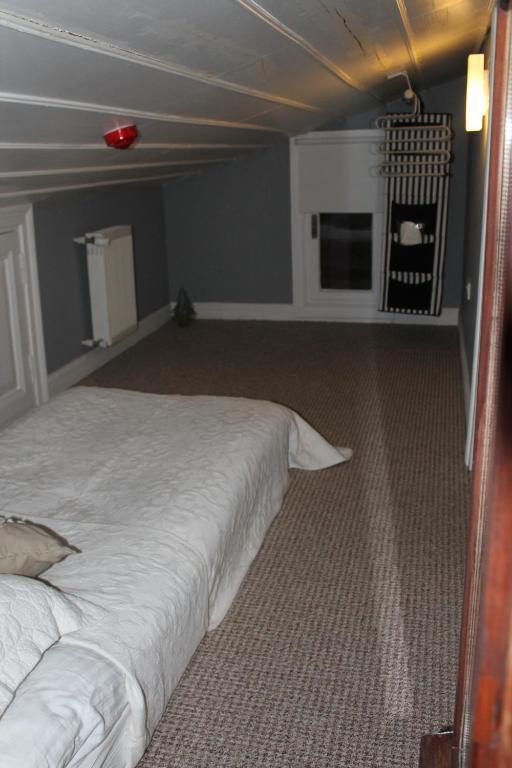 Zenka Hotel 2*