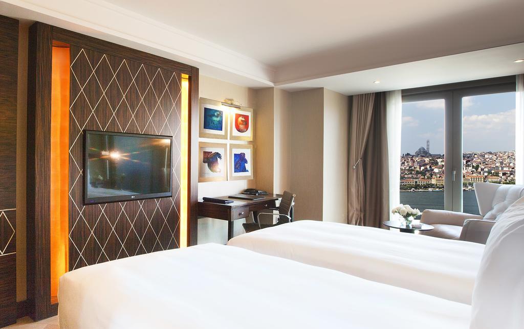 Otel Radisson Blu Pera İstanbul