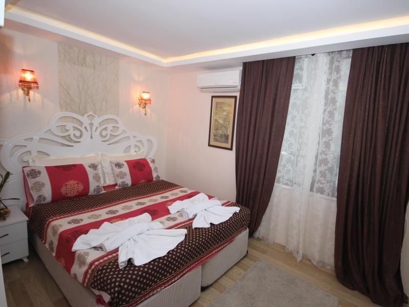 Economy hotel Mini House 2*