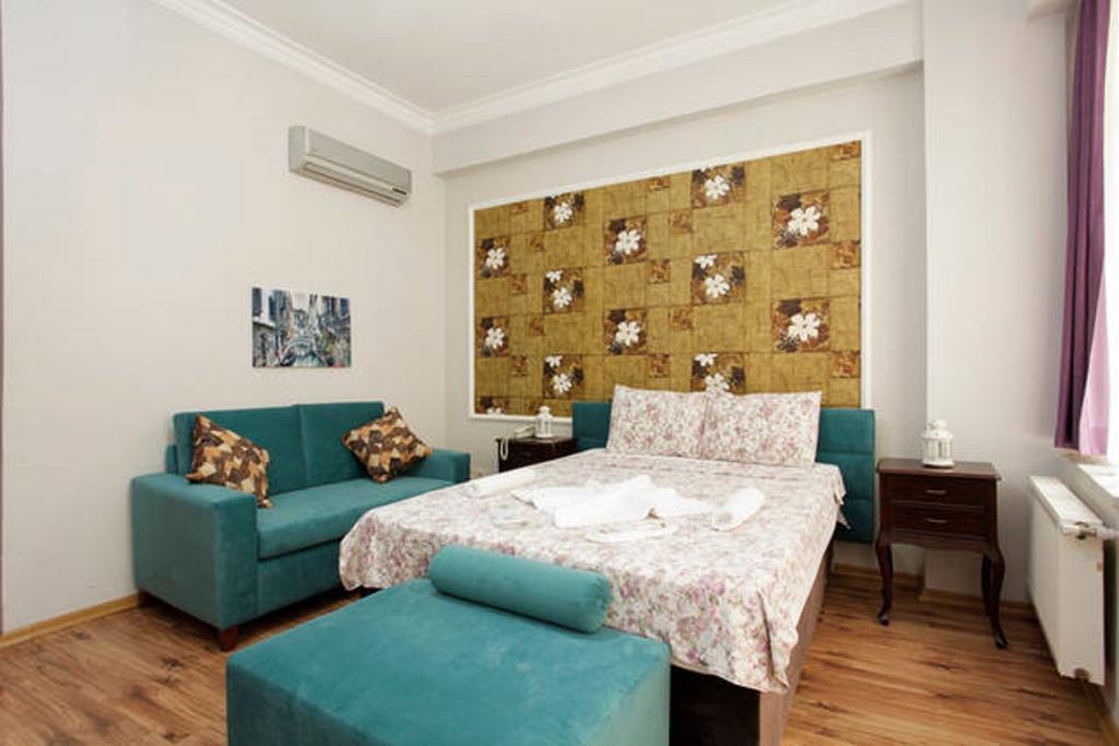 Otel Dora 3*