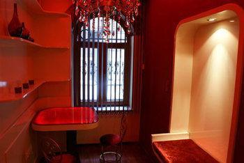 Element Istanbul