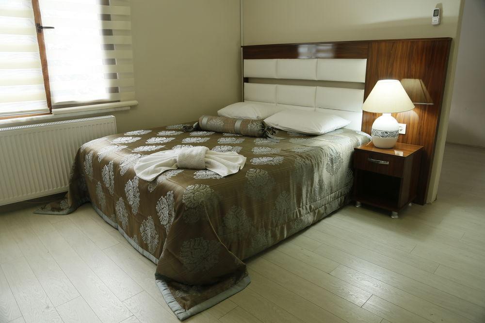 Hotel Sahi Divan 2*