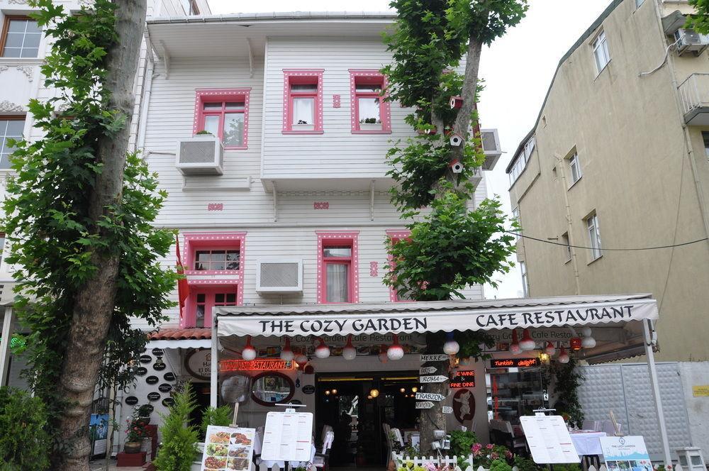 Hotel Center Hill 2*