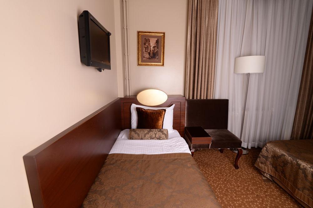 Hotel Nobel 3*