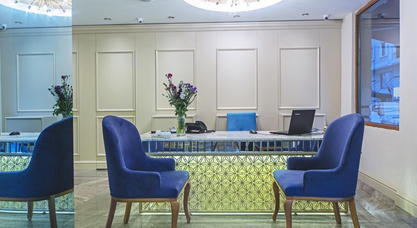 History Hotel 2*