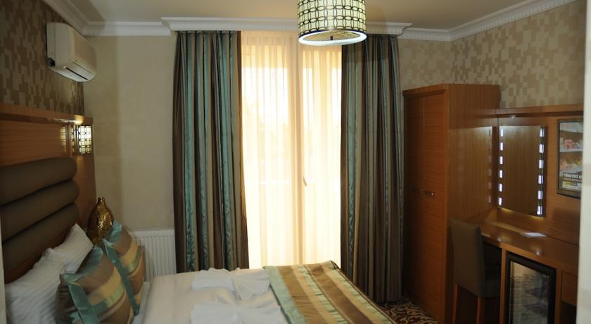 Alfa Hotel 4*