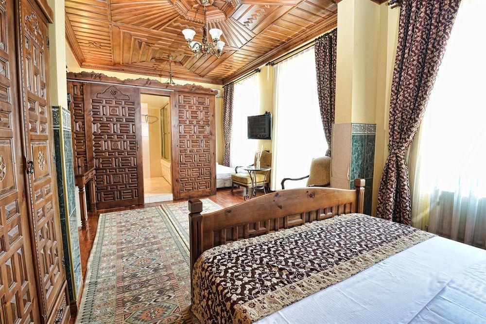 Santa Hill Hotel 3*