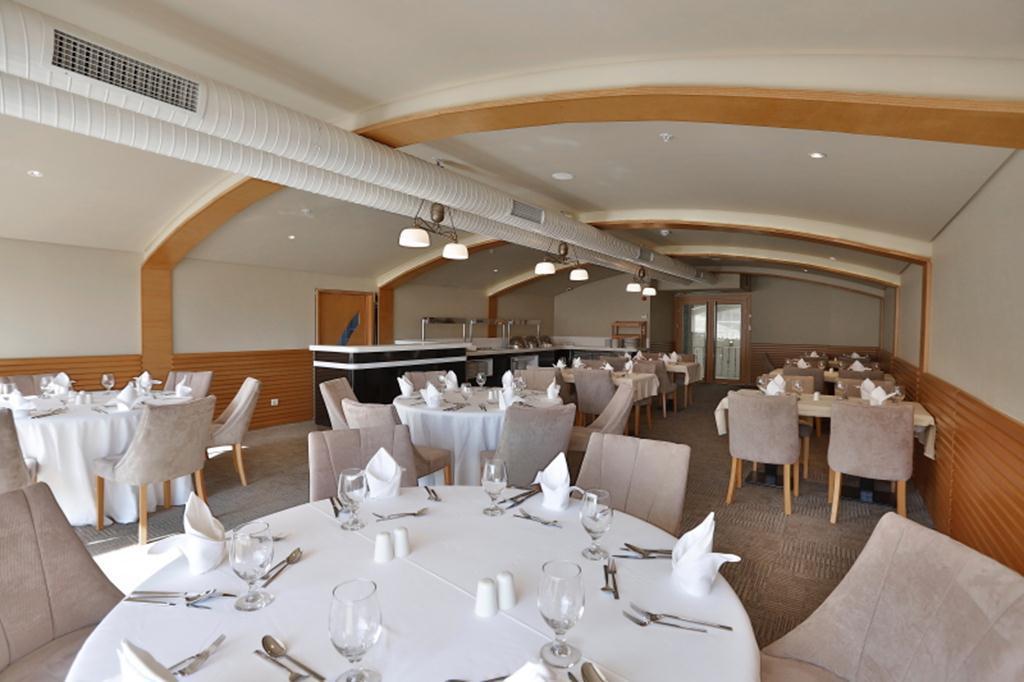 Queen & 4* Istanbul