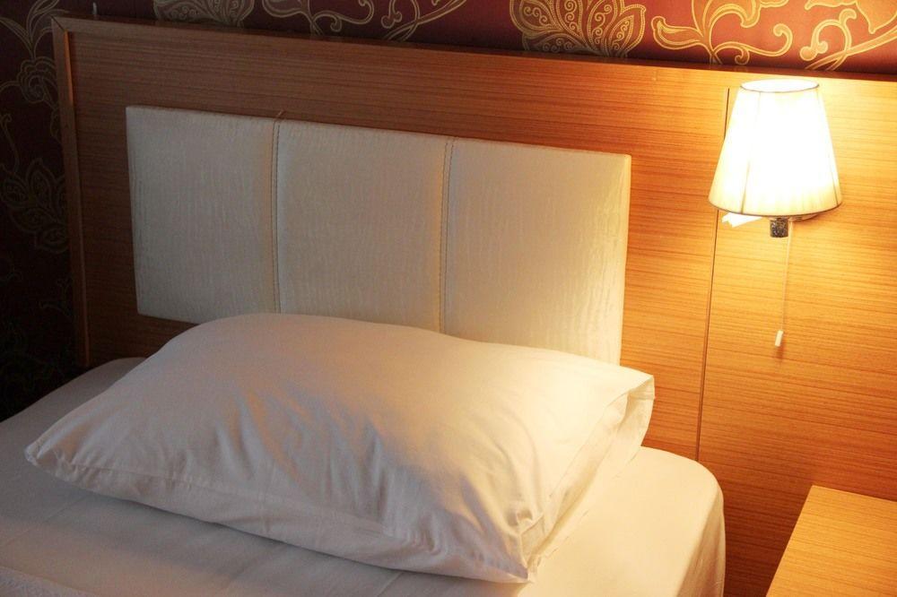 Flower Palace Hotel 2*