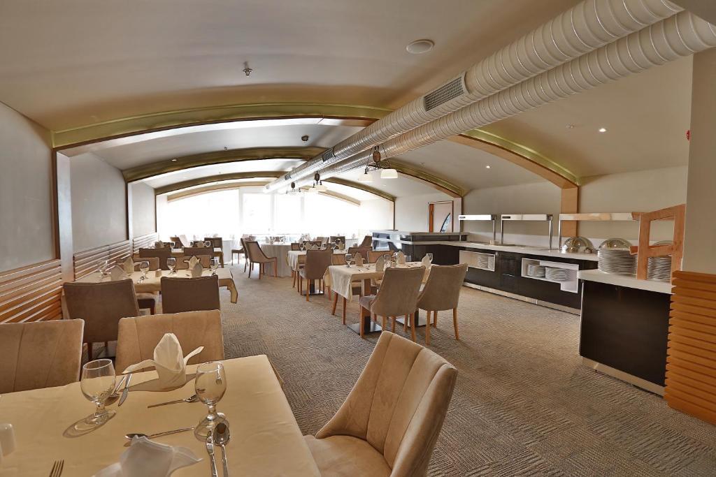 Hotel Queen & Istanbul