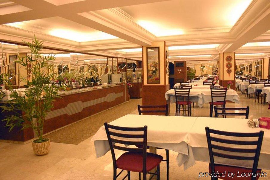 Monopol Hotel