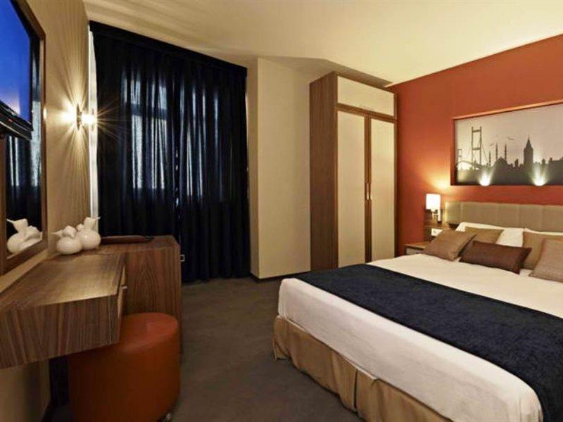 Hotel Lapis &