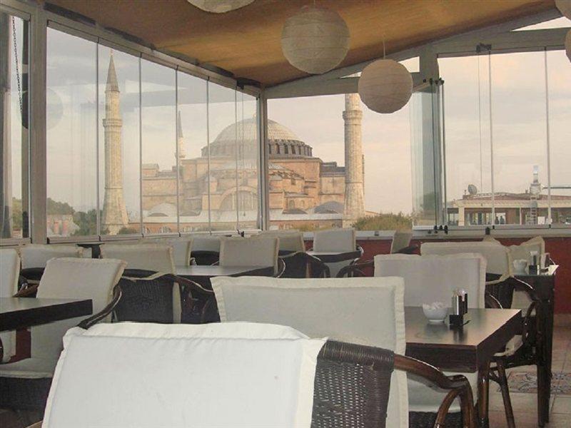 Hotel The