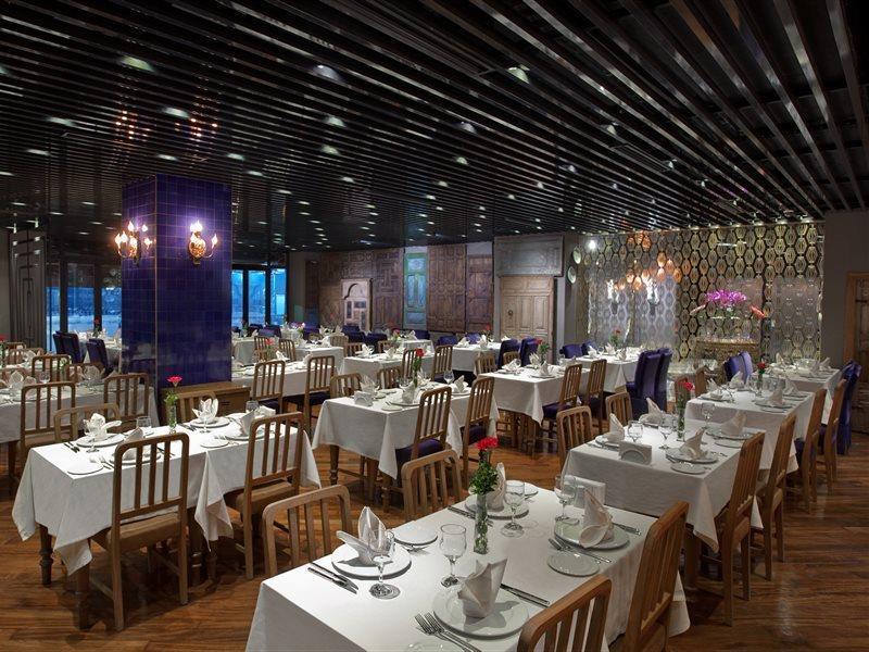 Hotel Sura Design & 4*