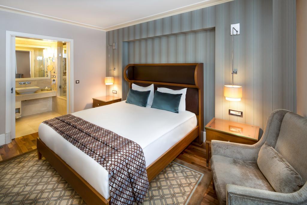 Titanic Taksim 4* Istanbul