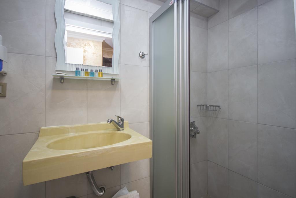 Bestur Hotel